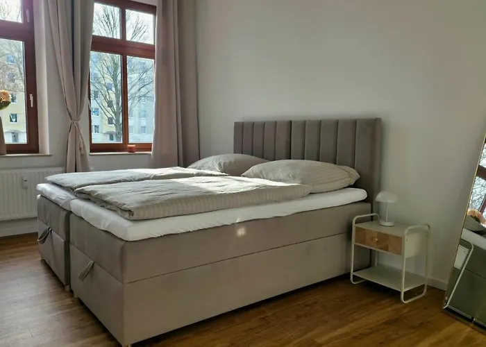 Cream & Cozy アパート